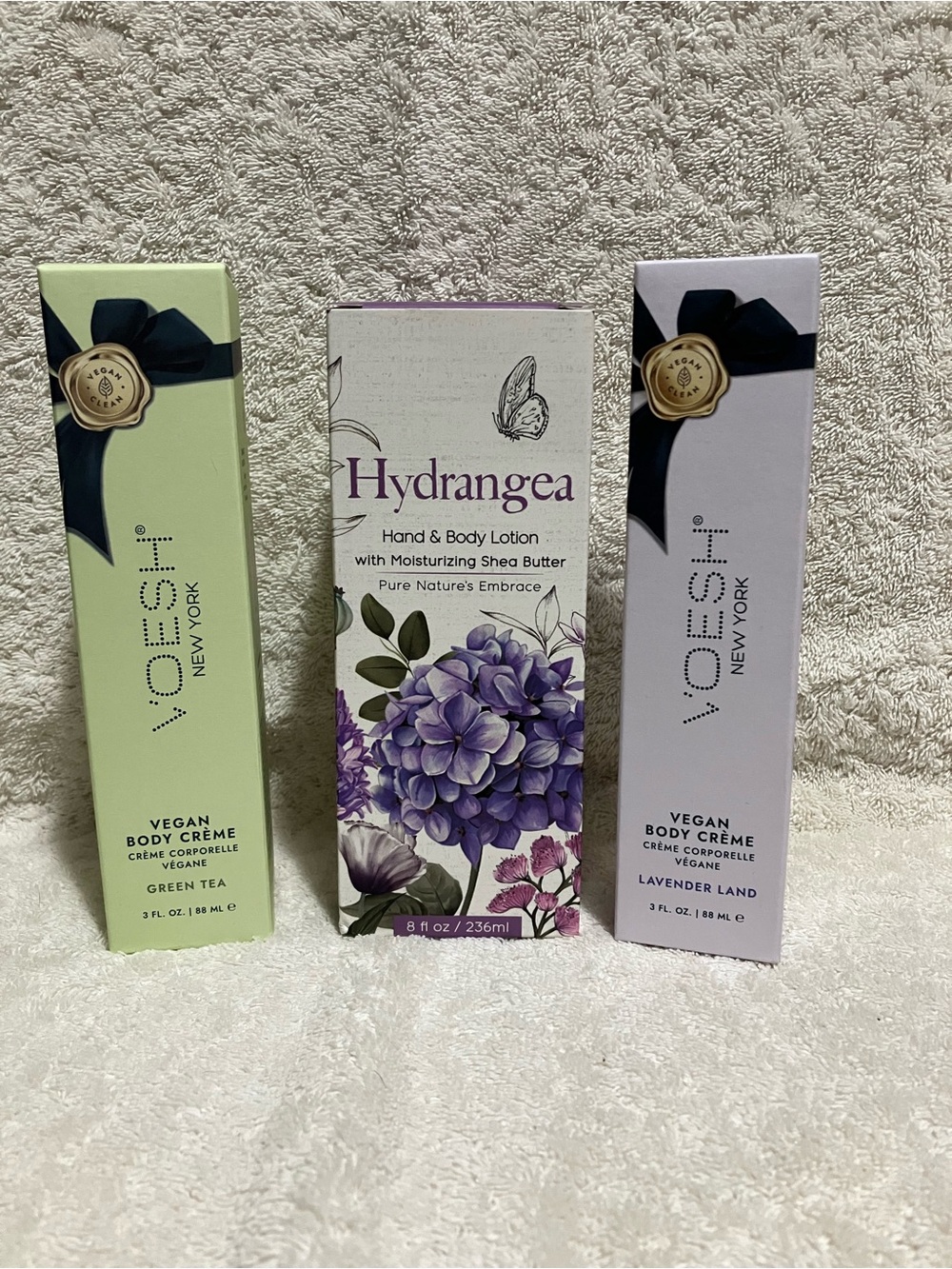 VOESH Hydrangea Hand & Body Lotion - Purple